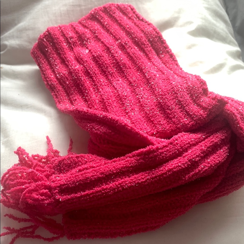 (Free if added to a bundle) Sparkly Pink Knit Scarf